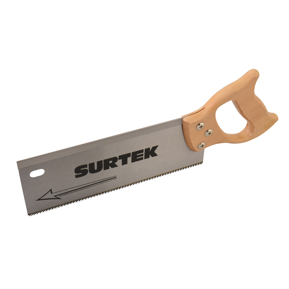 Serrucho con mango de madera de costilla de 14" Surtek